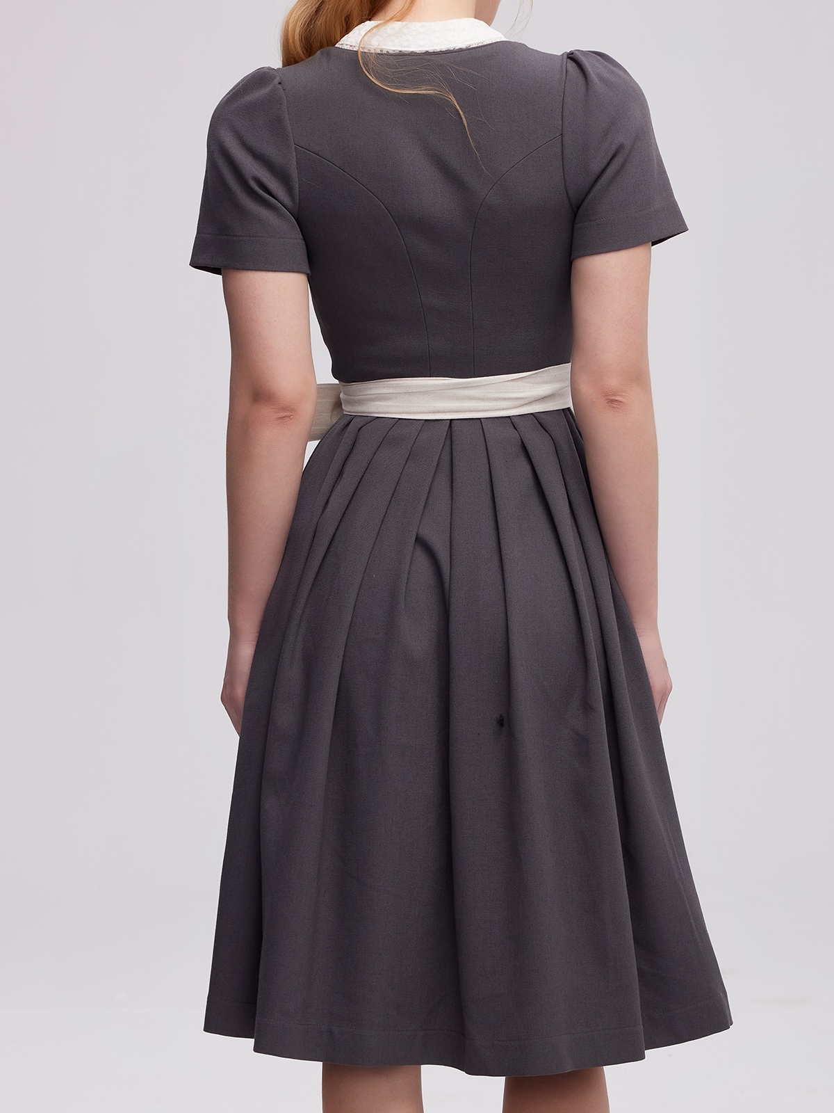 Dirndl Grüb in eleganter Ausführung