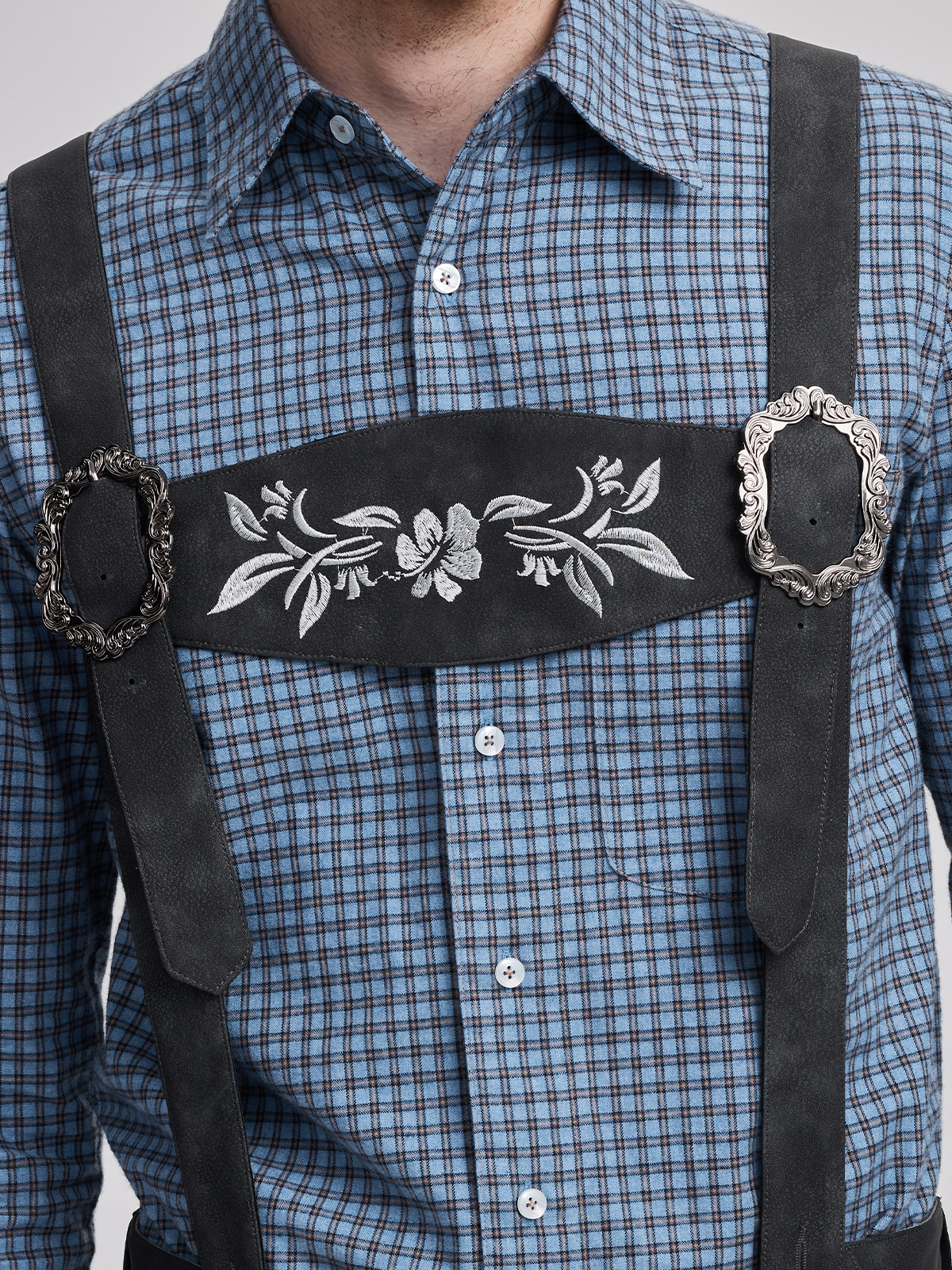 Elegantes graues Dirndl