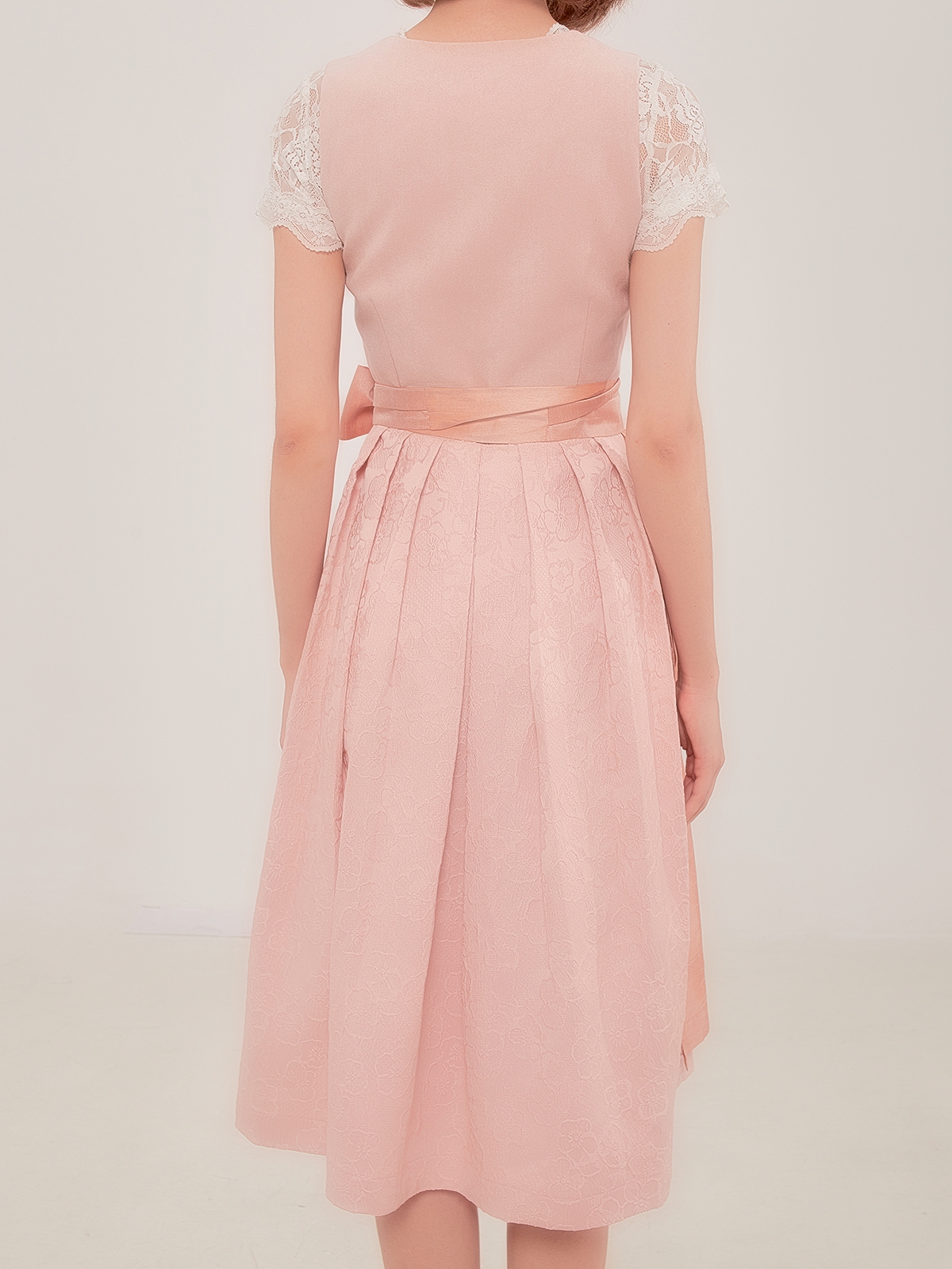 Dirndl mint grün in eleganter Ausführung