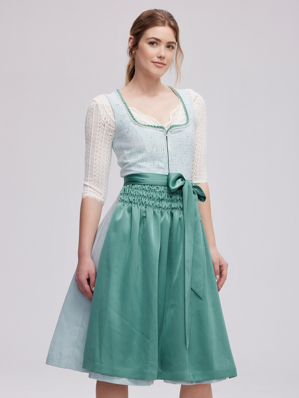 Traditionelles Dirndl mit modernem Touch