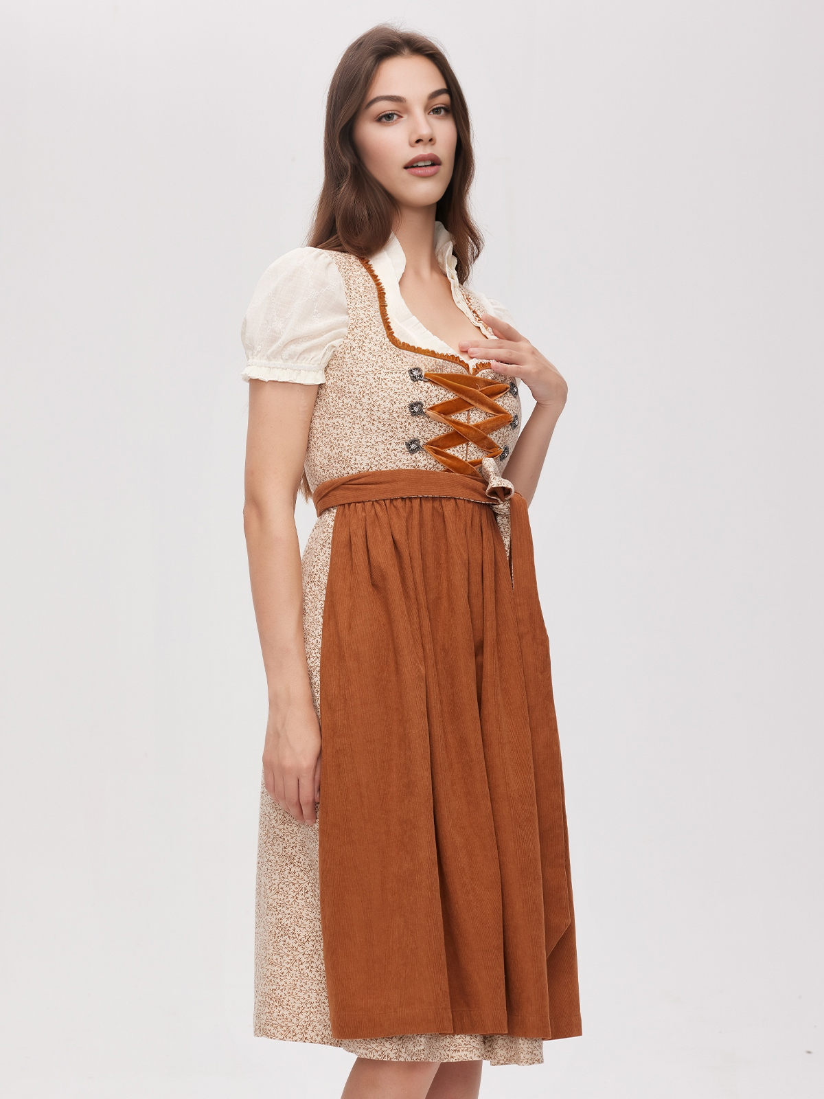 Dirndl in Grün und Blau