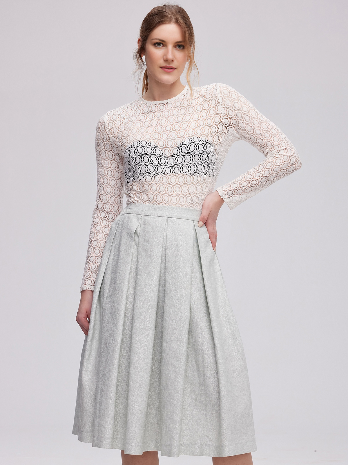 Traditionelles Dirndl in Grün