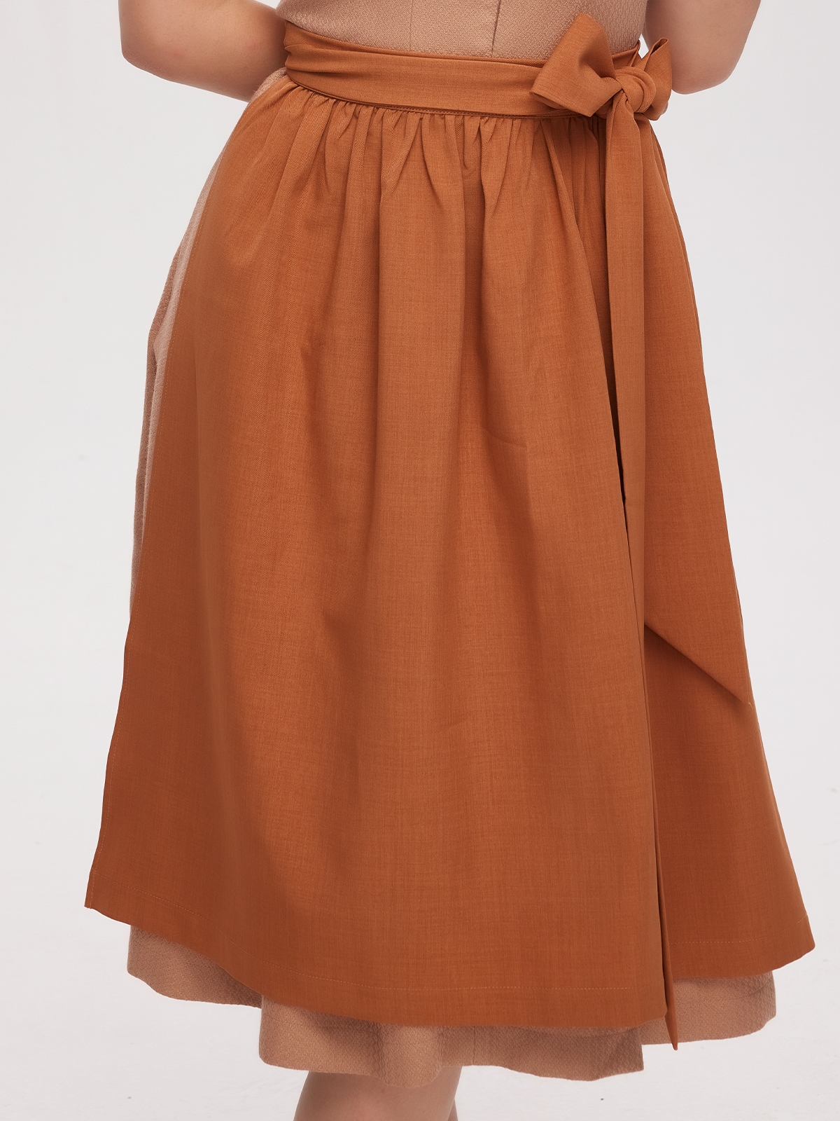 Langarm Dirndl Bluse in Braun